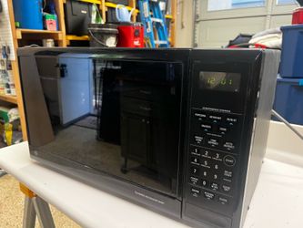 2.0 cu ft GE microwave