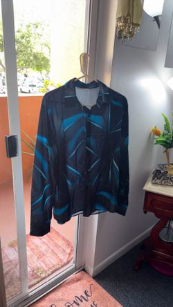 Men’s shirts/ camisas e de hombre