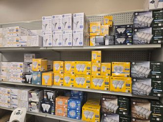 Brand New Assorted Lightbulbs Indoor / Outdoors