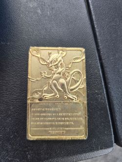 Pokemon 1999 gold card edtion Mewtew and jiggleypuff