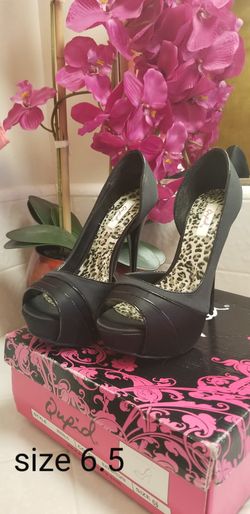Size 6.5 heels