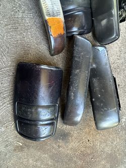 2004 Tahoe Headlights