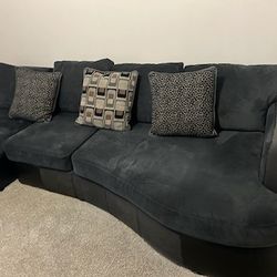 Sofa W/Recliner