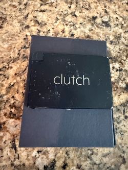 Clutch pro lightning portable charger