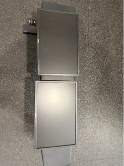2x Dell 22” Monitors + stand