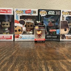 5 Funko Pops 1 Is A Key Chain Darth Vader Is limited edition