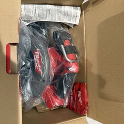 New Milwaukee Fuel M18 Lithium 6 1/2”  Circular Saw On200 OBO