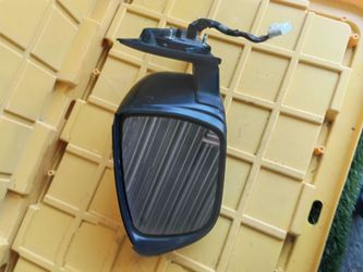2012 Nissan rogue side mirror left side