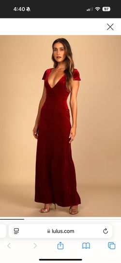 NEW Lulus Women’s Velvet Maxi Dress Red Size Medium