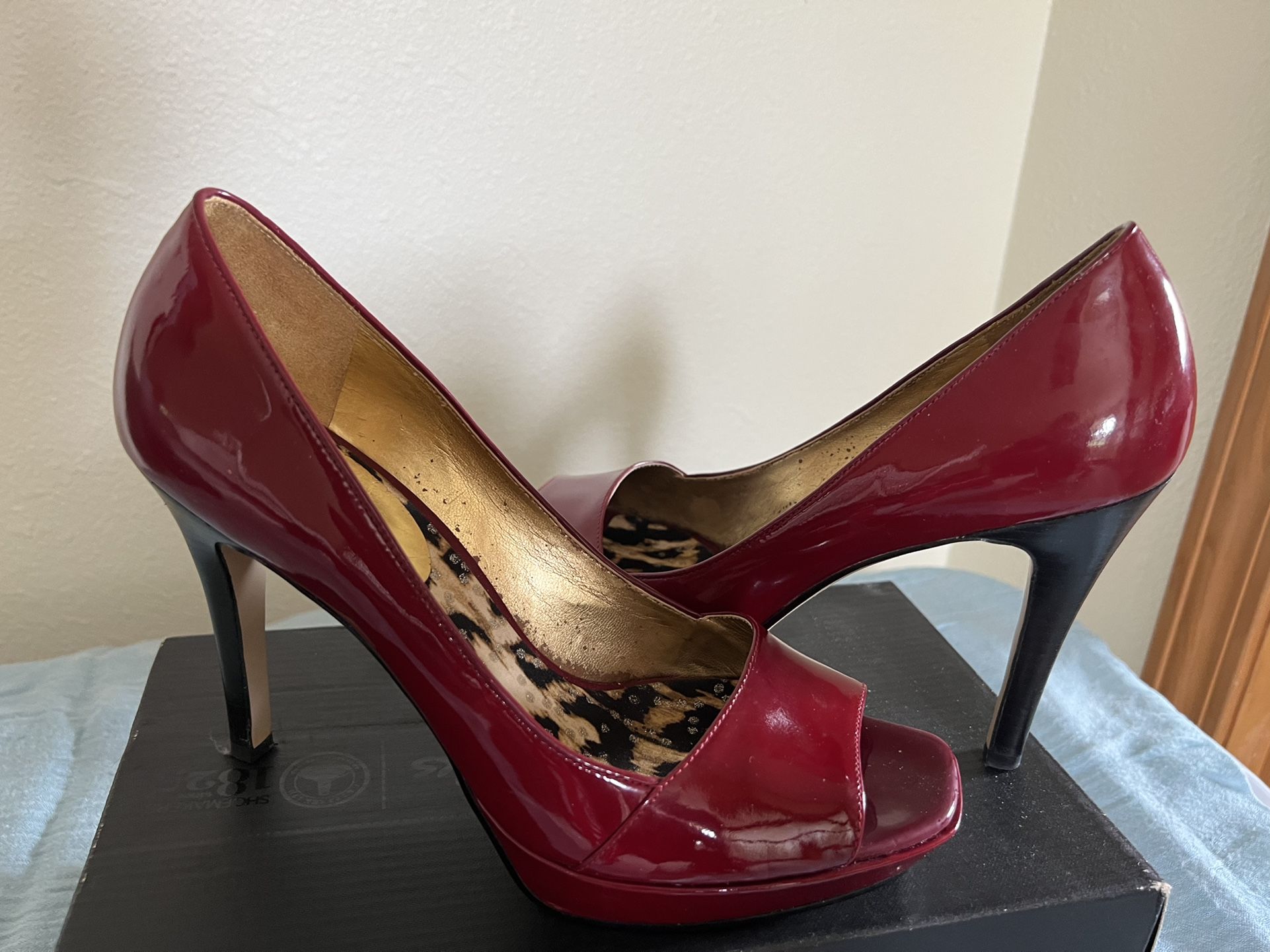 High Heels 👠 Size 8