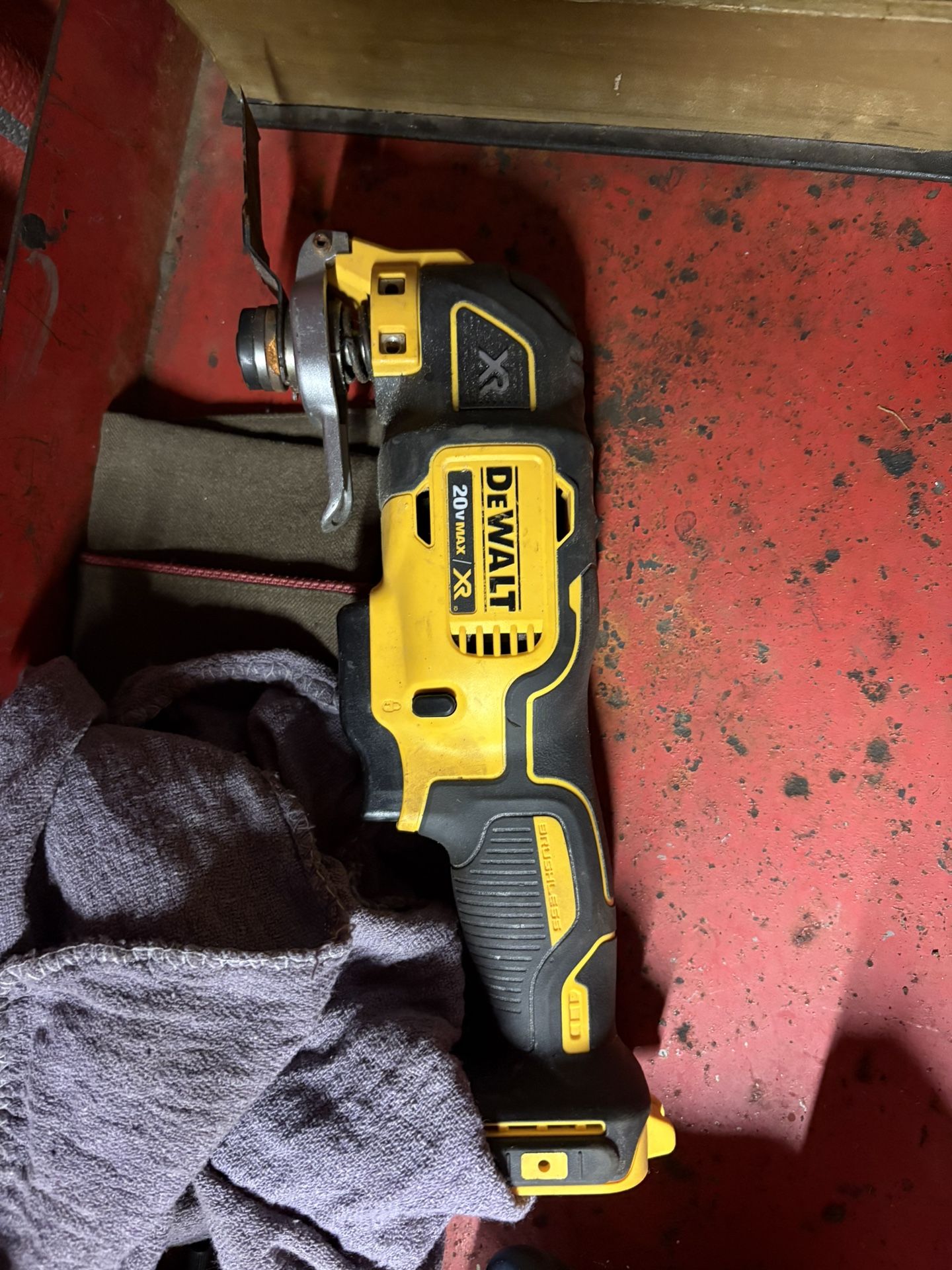 Dewalt