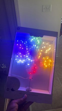 Snowflake Christmas Lights Tree Topper