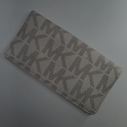 Michael Kors Checkbook Cover - Vanilla