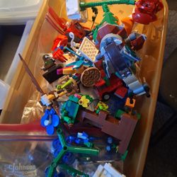 Lego Lot With Minifigures And A Few Manuals