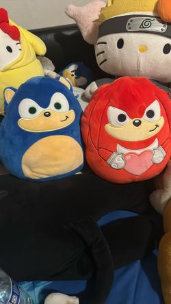 Sonic and Knuckles Squishmallow plushies 