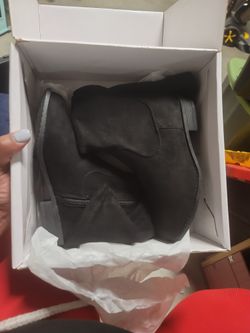 Girls Black Boots Size 1