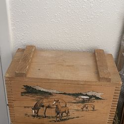 VTG The Classic Series By Evans 1996 Wooden Ammo Ammunition Box Crate Horses 