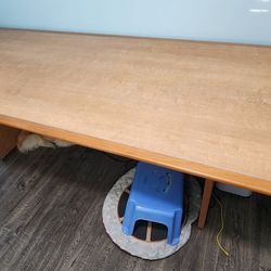 8 Feet By 3 Feet Conference Table