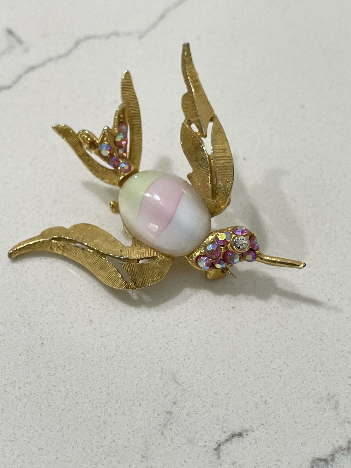 Gold Tone Brooch (2) Pairs