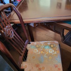 Play Cards/  Mohjong  /  Dinner Table . 3 As One 