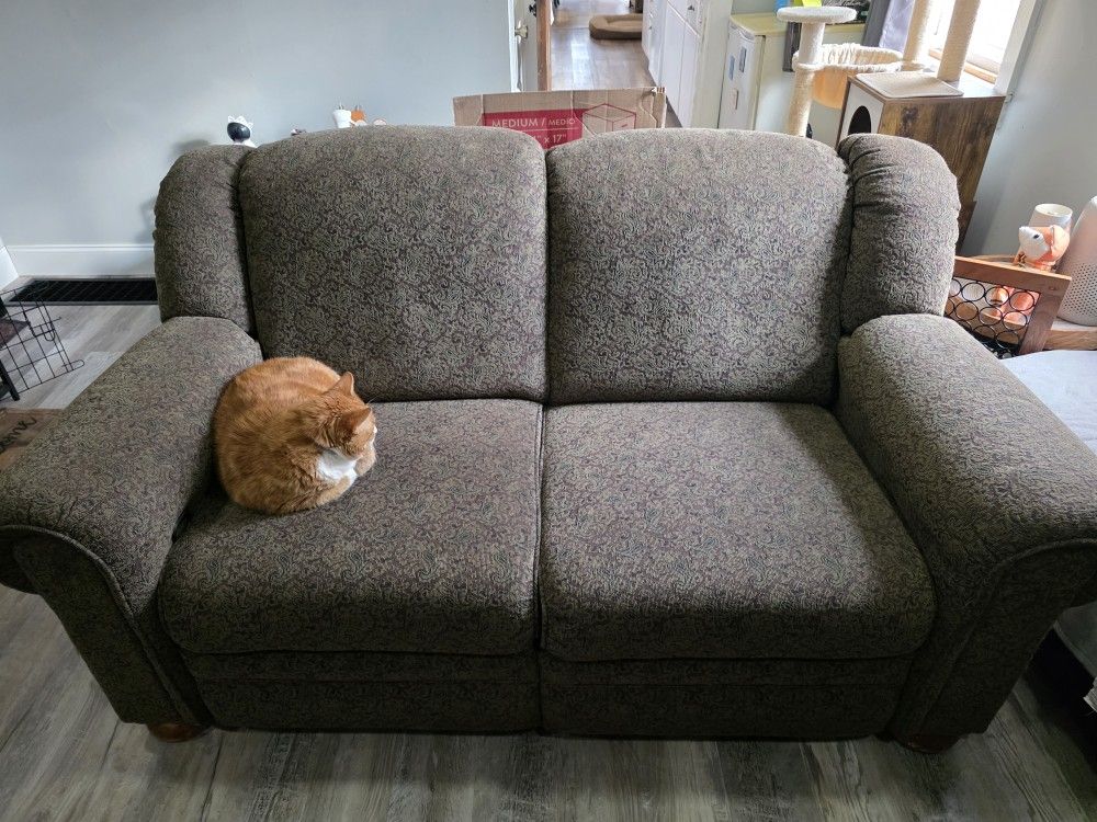 Eddie Bauer Reclining Loveseat And Couch Set