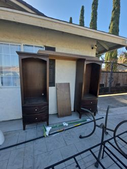 FREE TV MEDIA.  WOOD