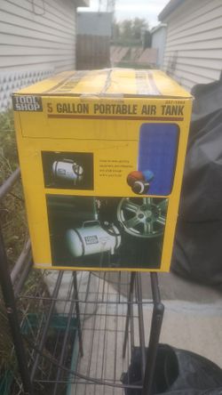 Tool shop 5 gallon portable air tank brand new in the box