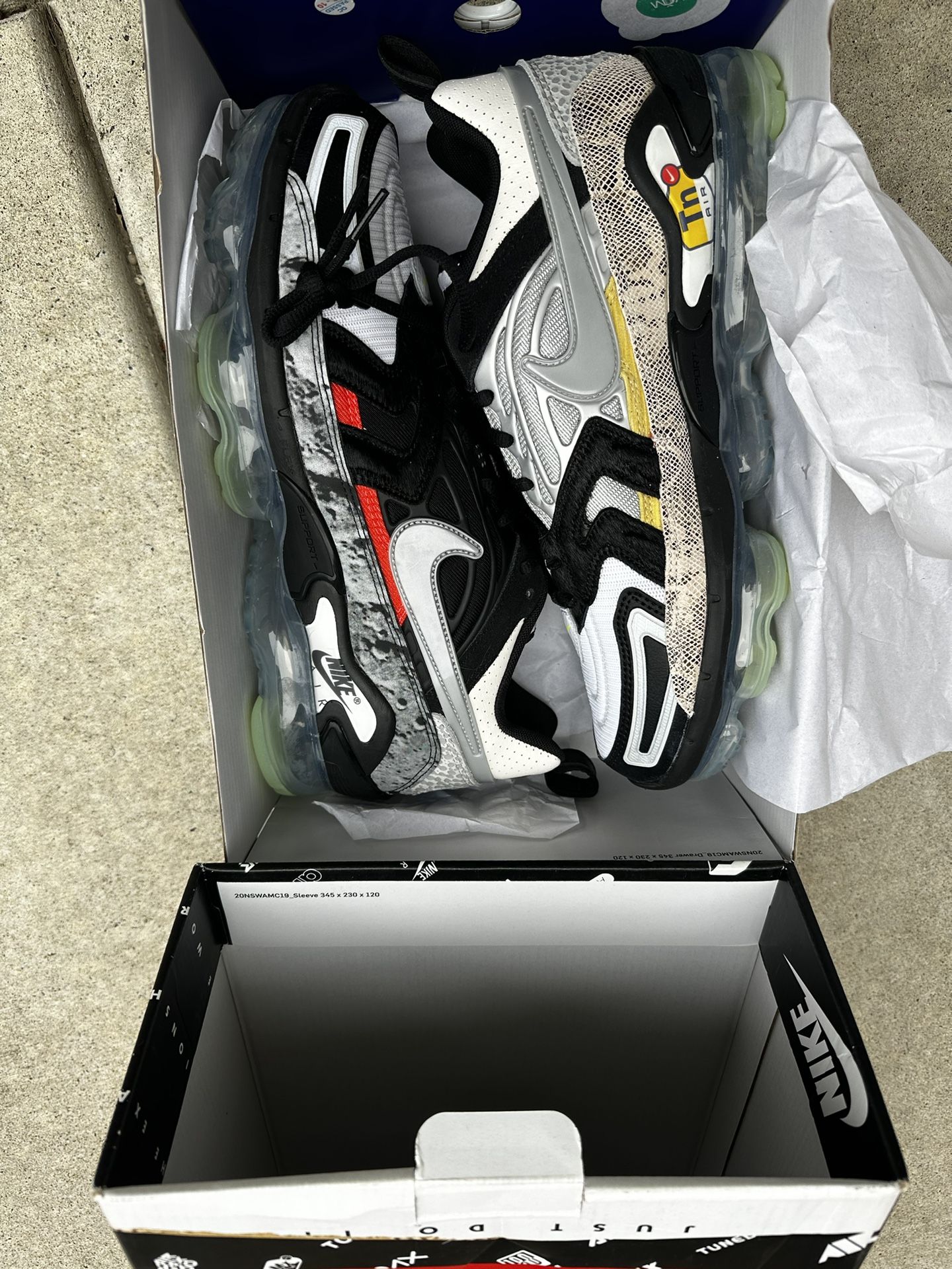 NIKE AIR VAPORMAX EVO NRG