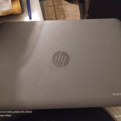 Laptop 