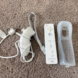 Wii Remote & Nunchuck