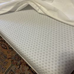 Zinus 10 Inch Green Tea Cooling Memory Foam Mattress