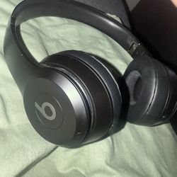 Beats Solo 4 