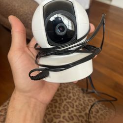 Kasa TP-Link EC70 Indoor Camera (Pan/Tilt)