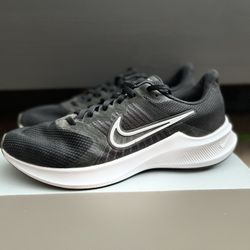 Nike Downshifter 11