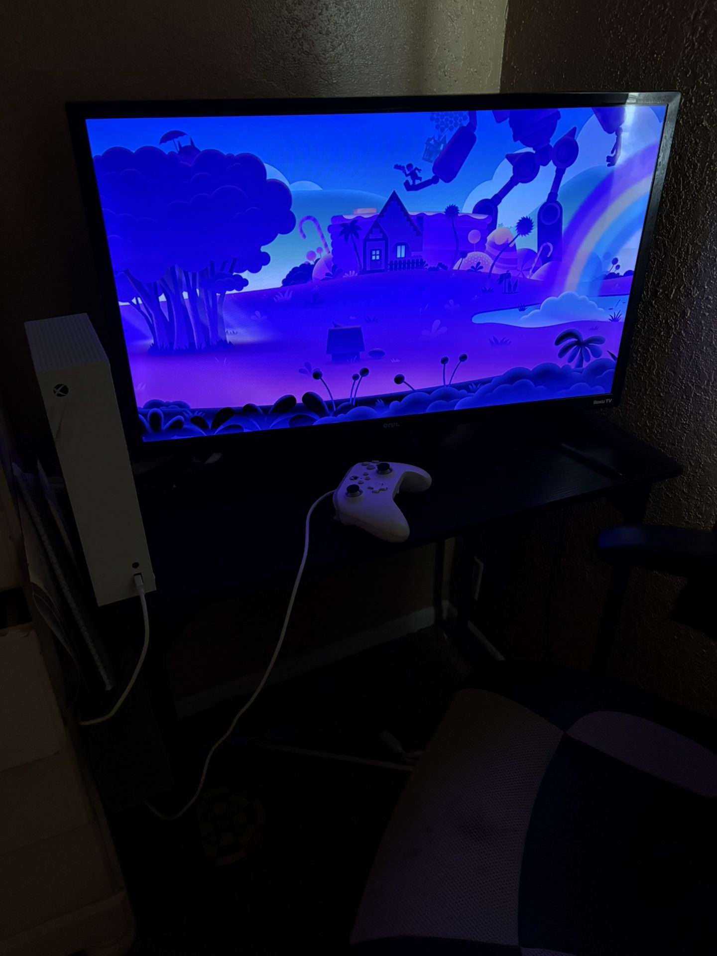 Computer Desk, Spiderman Picture,Blender, Basketball Hoop