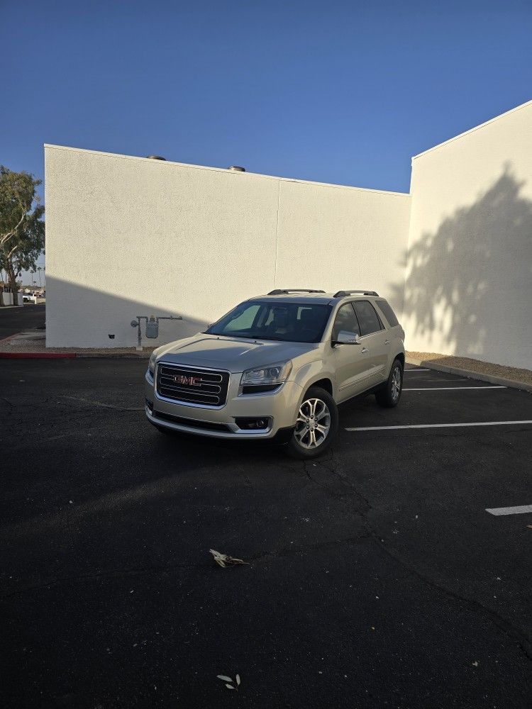 2013 GMC Acadia