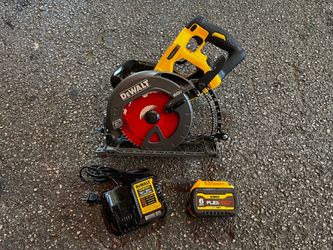 Dewalt 60V 7-1/4” Circular Saw with Battery and Charger