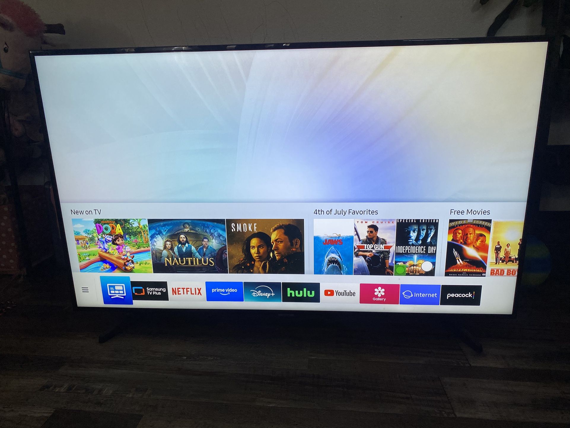 55” Samsung S-Mart TV