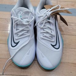 Nike Precision Size 5