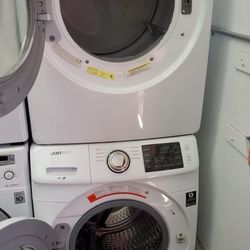 Samsung Washer & Gas Dryer 