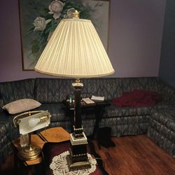  NICE and TALL  Brass And Marble Table LAMP  WORKS GREAT 