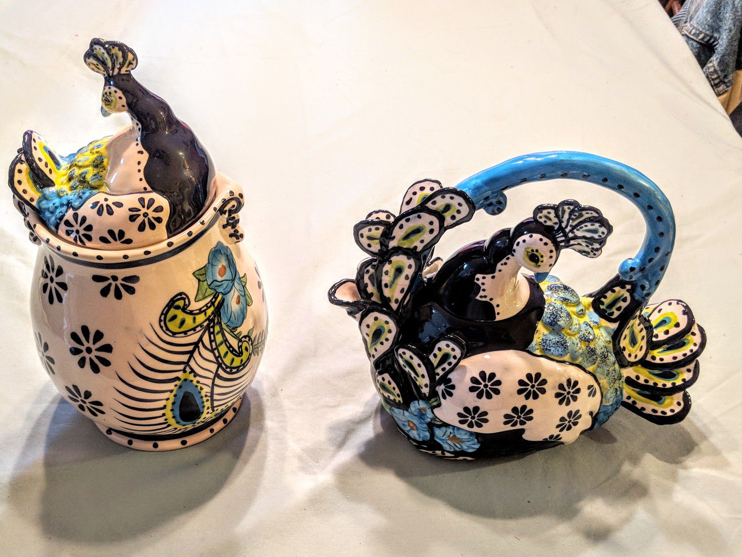Peacock tea kettle and cookie jar