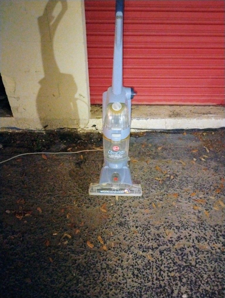Vacuum Cleaner