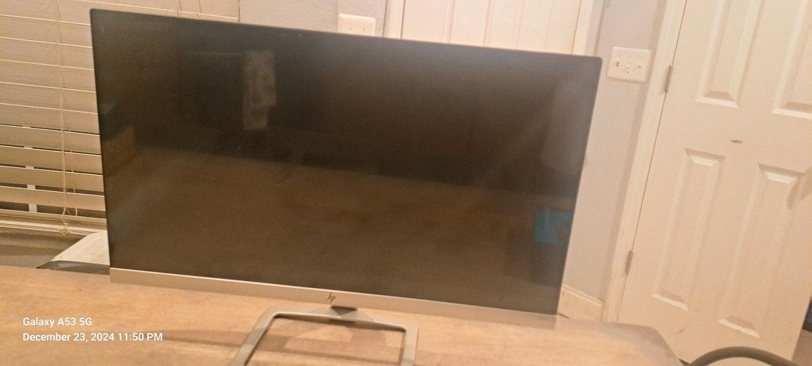 HP 27 Inch Monitor 25es