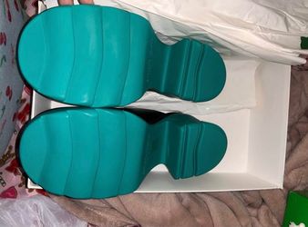Women’s Clogs