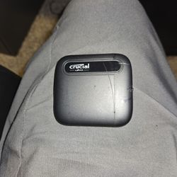 Crucial X6 4 TB Portable Solid State Drive - Internal USB C ***NO TRADE OFFERS PLEASE*** 