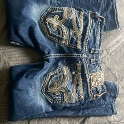 Selling Rock Revival