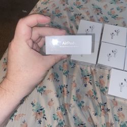 Apple AirPods 4th Gen 