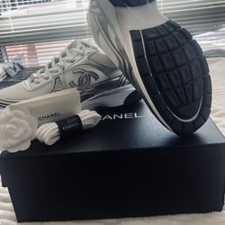 Chanel Sneaker Size 45 Authentic