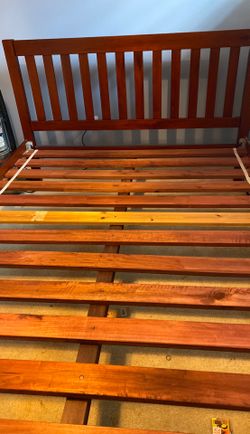 Queen wood frame